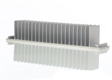 Automobile Aluminium Extruded Profiles Hot Rolling Aluminum Alloy Electronic Radiator